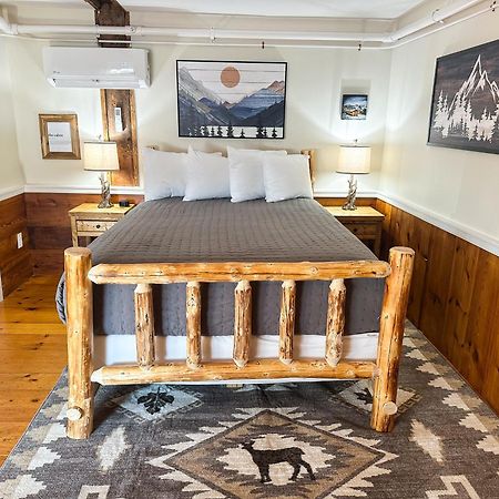 The Black Walnut Inn Amherst Exteriör bild